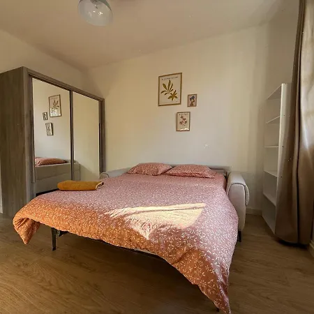 Апартаменты Le Petit Refuge *