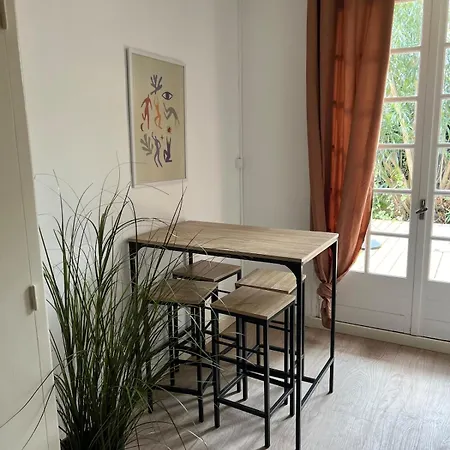 Апартаменты Le Petit Refuge